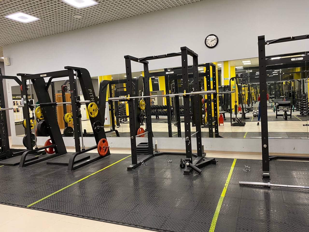 Фитнес-клуб «МетроFitness»