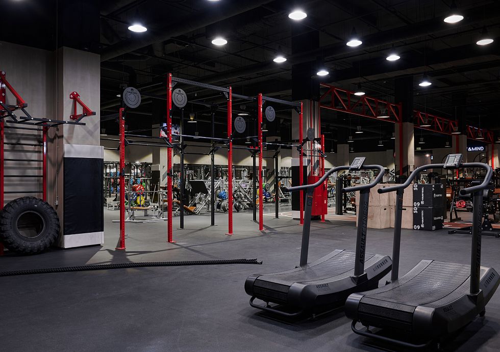 Фитнес-клуб «LOMOV Gym»