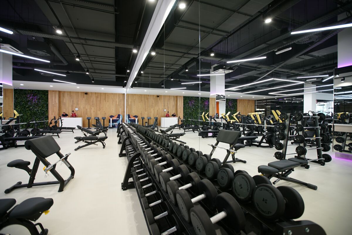 Фитнес-клуб «DDX Fitness» (Бутово)