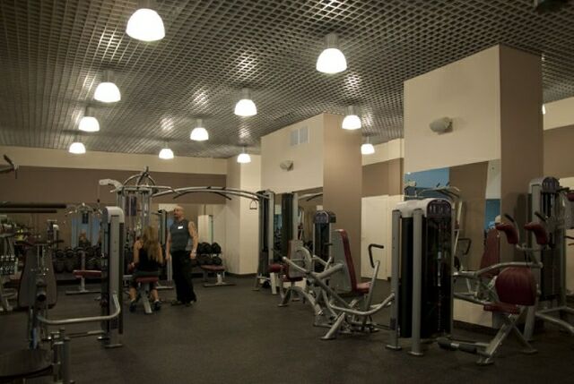 Фитнес-клуб «Fitness One» (Новая Рига)