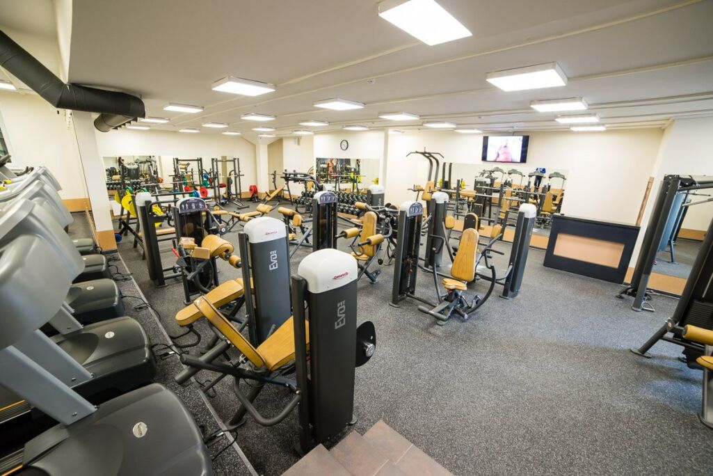 Фитнес-клуб «Premier Fitness»