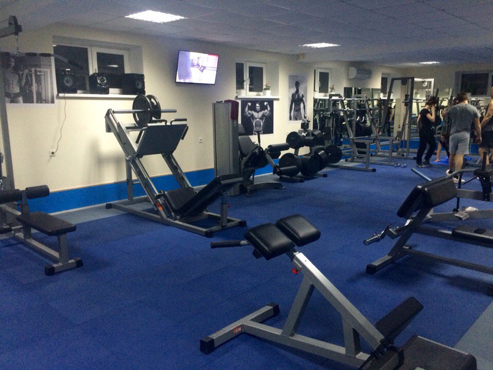 Тренажерный зал «Arni Gym»