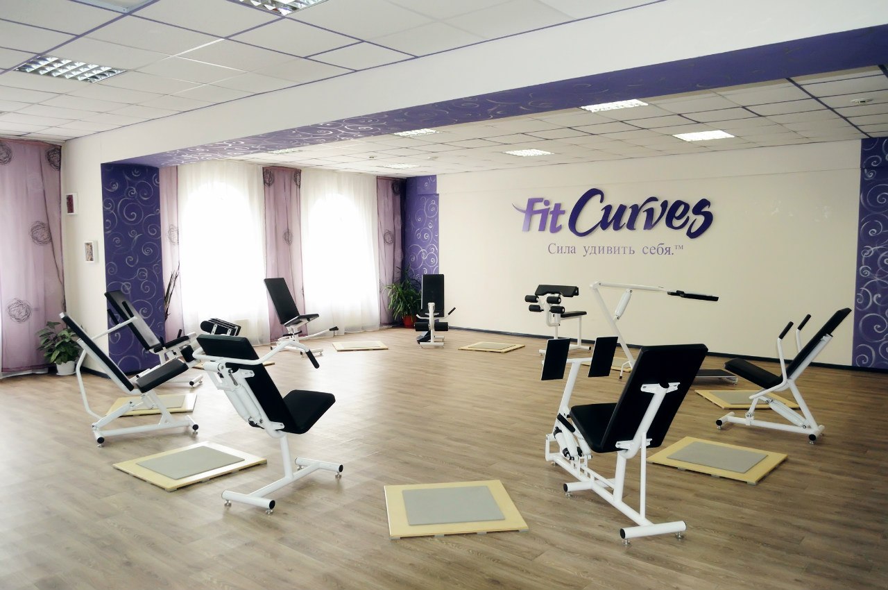 Фитнес-клуб «FitCurves» (Свобода)