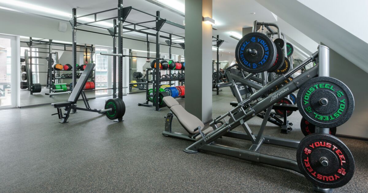 Фитнес-клуб «XFIT» (Довиль)