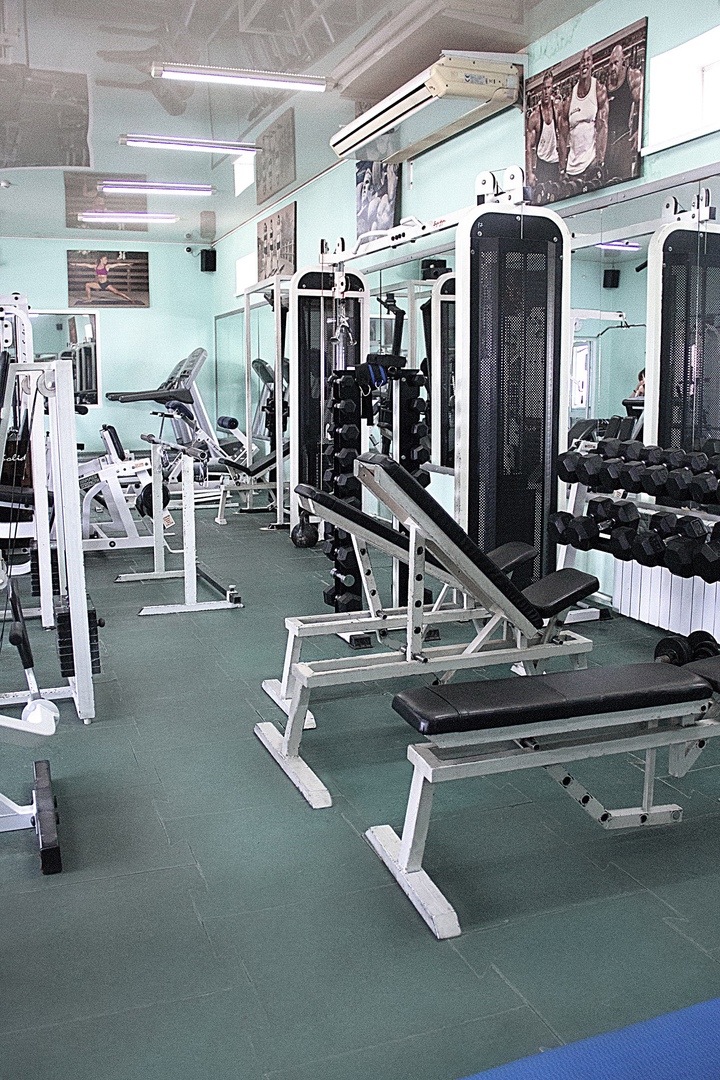 Фитнес-клуб «KOSMO GYM»