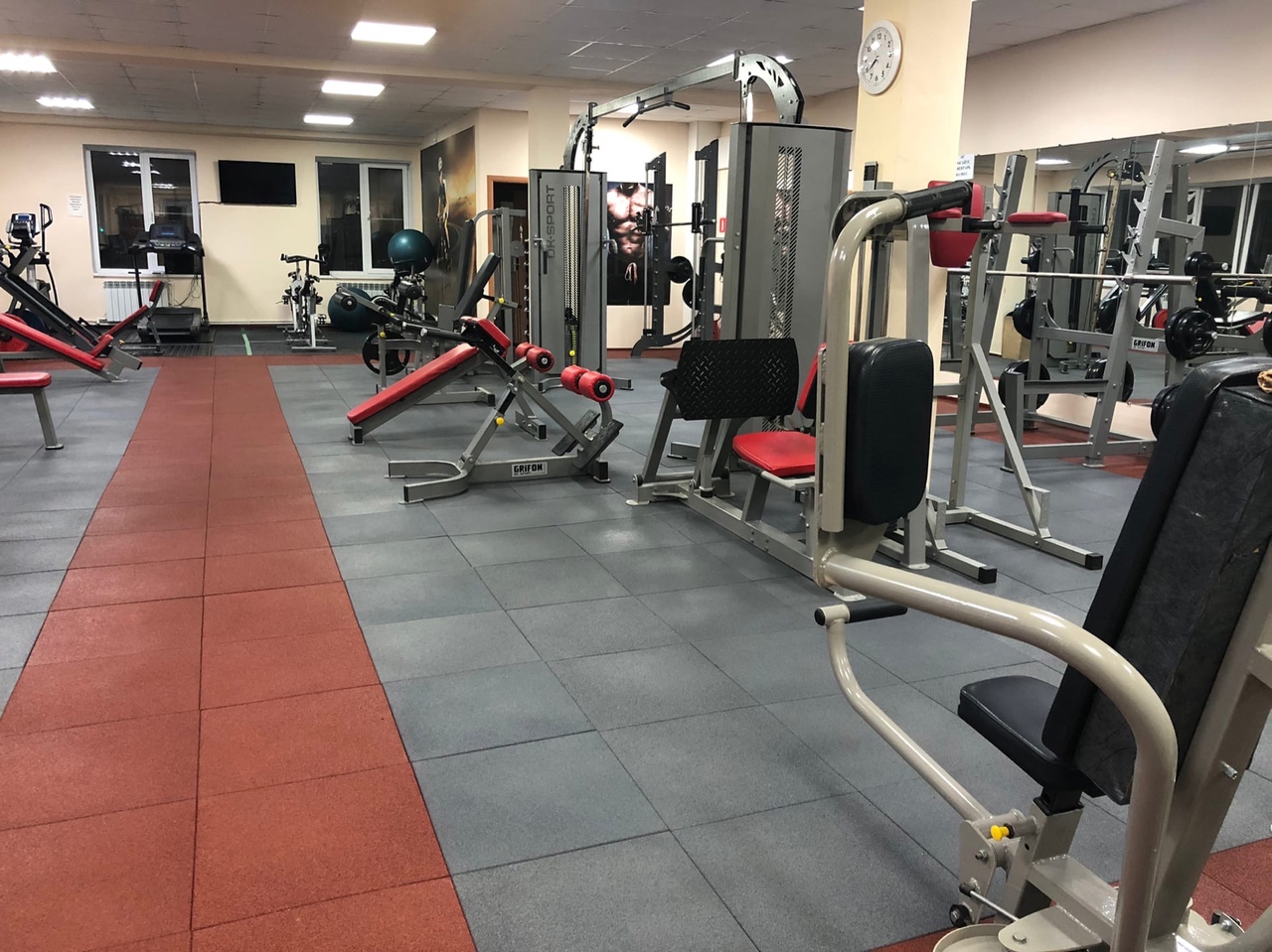 Фитнес-клуб «StarFit»