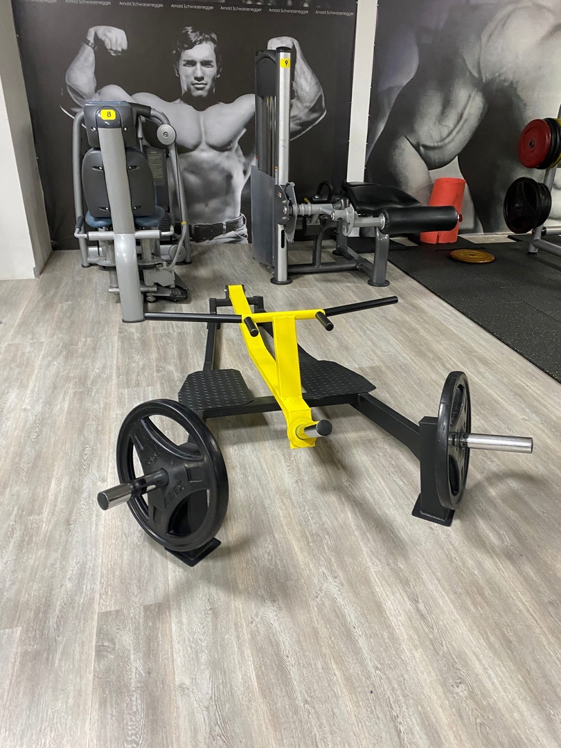 Фитнес-клуб «Fitness Zone» (Краснинское шоссе)