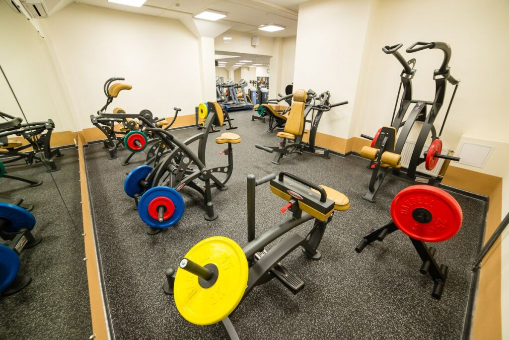 Фитнес-клуб «Premier Fitness»