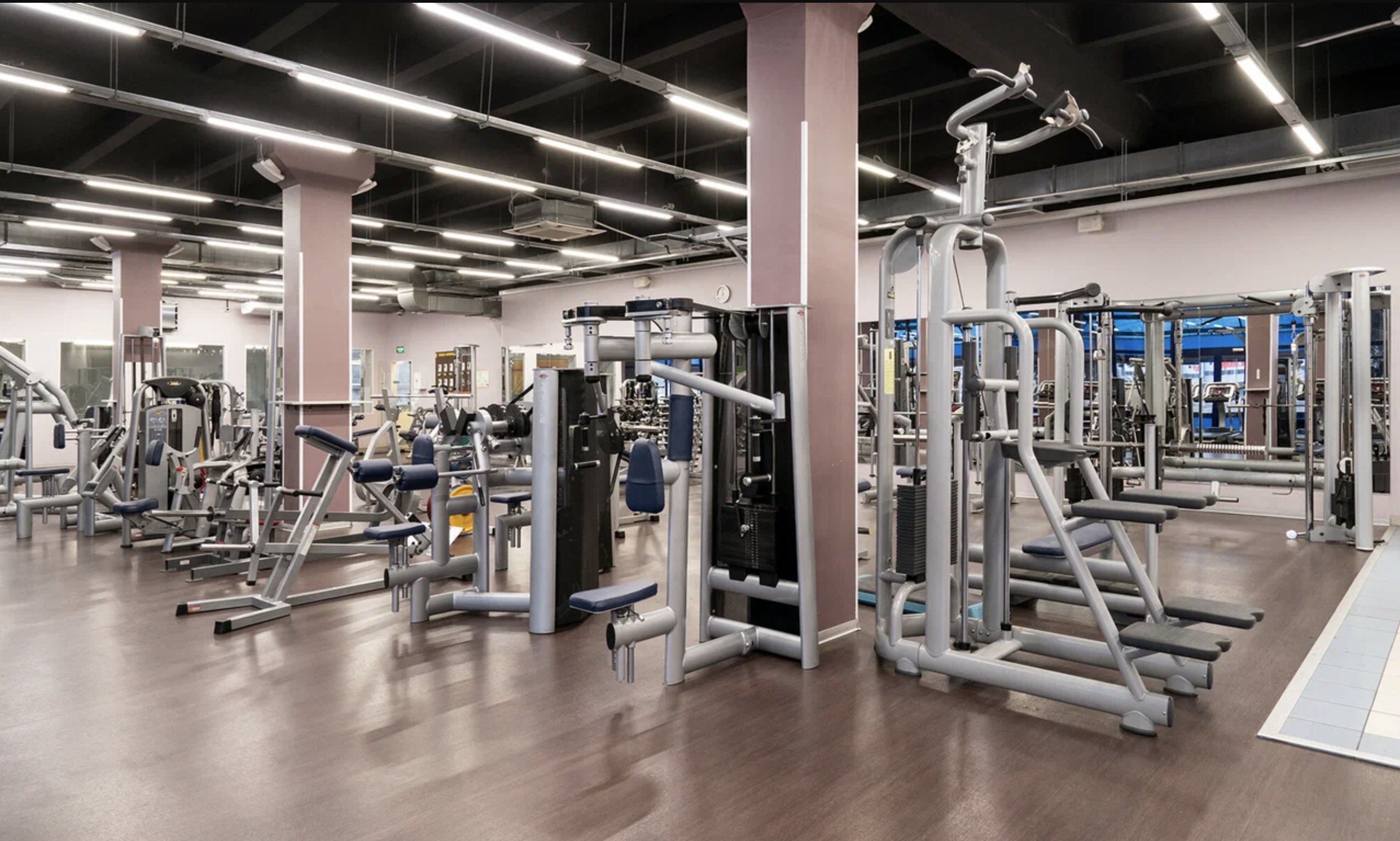 Спортивный клуб «Fitness House» (Выборгская)