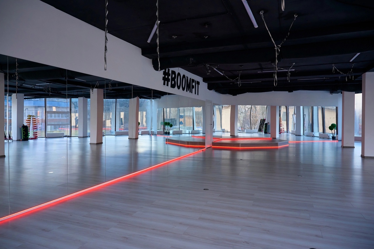 Фитнес-клуб «BOOMFIT»
