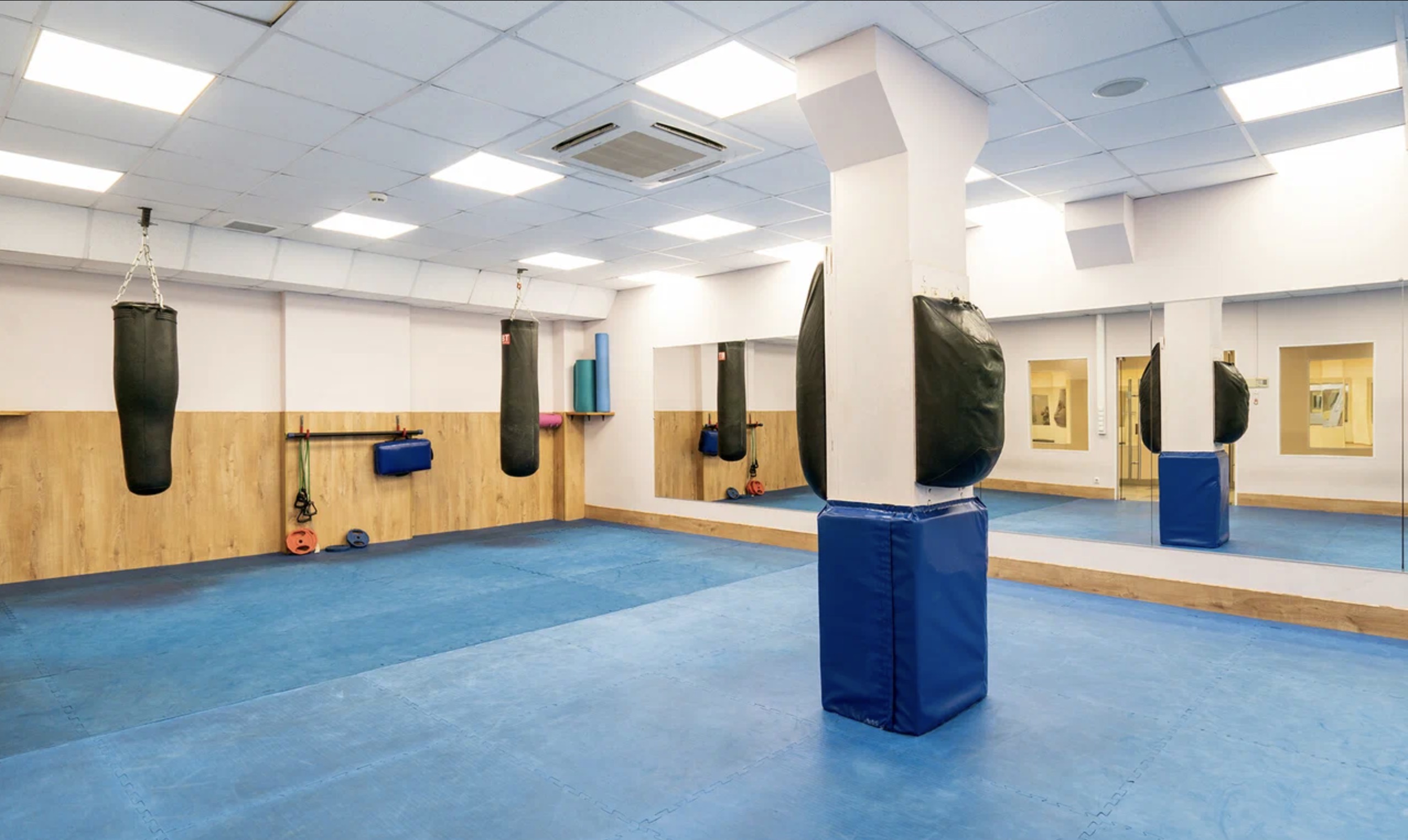 Спортивный клуб «Fitness House» (Выборгская)