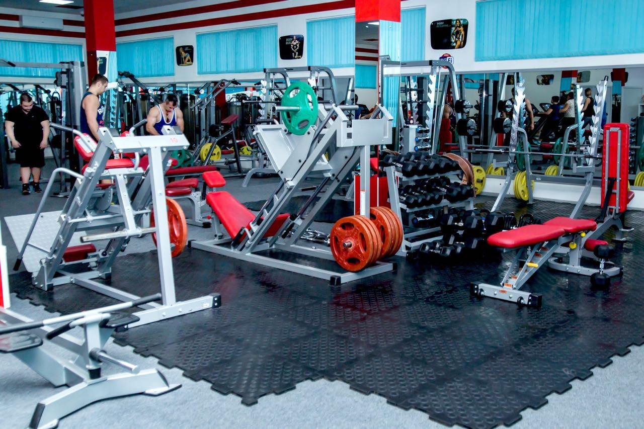 Фитнес-клуб «Royal Fit»