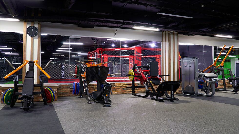 Фитнес-клуб «MAX-FIT»