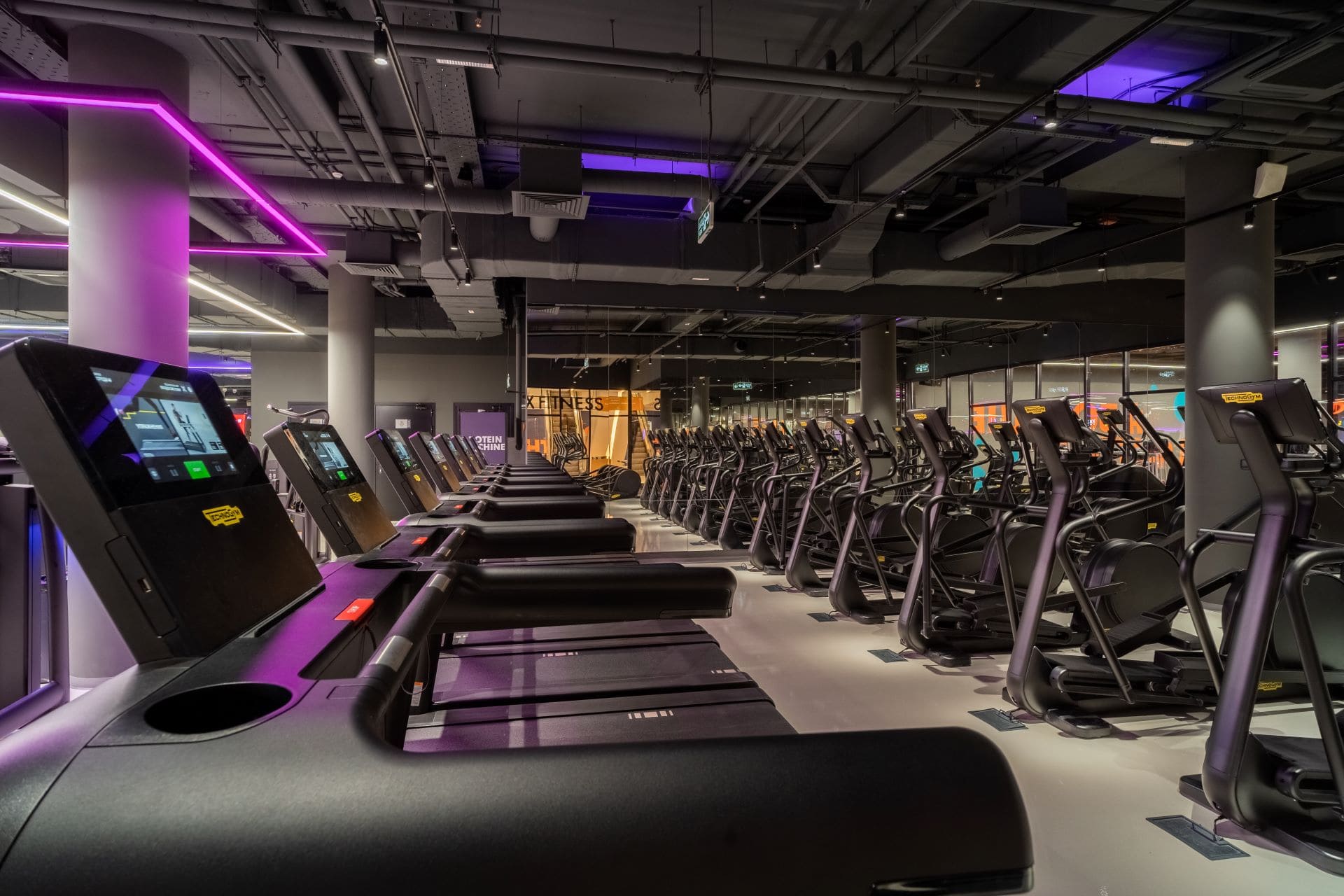 Фитнес-клуб «DDX Fitness» (Марьино)