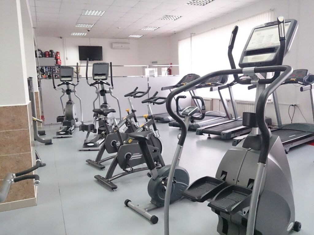 Фитнес-клуб «Fitness Life»