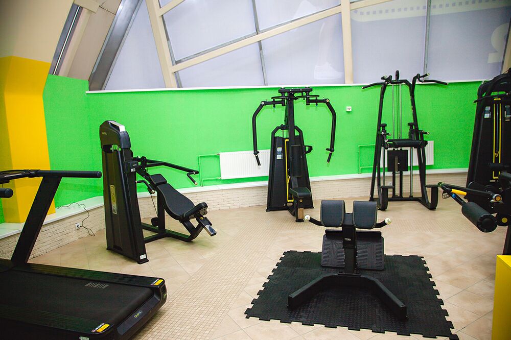 Фитнес-клуб «МетроFitness» (Луначарского)