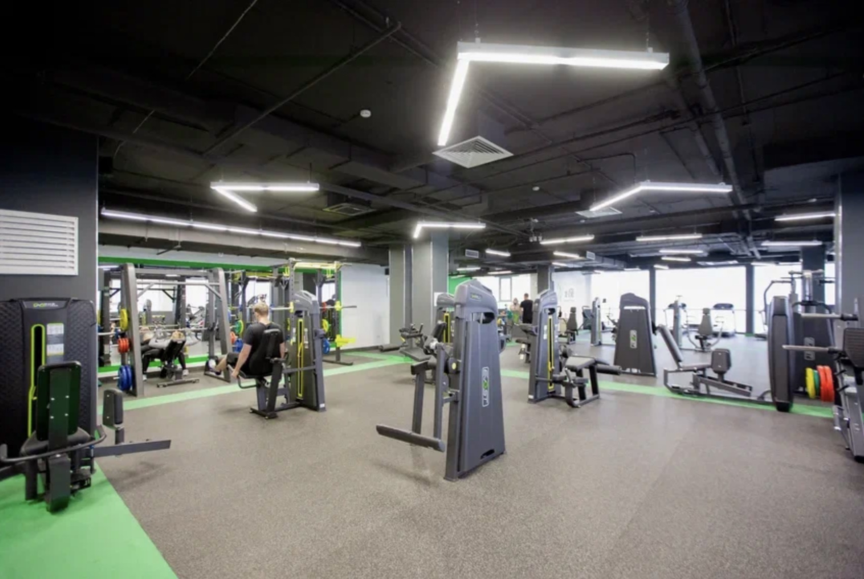 Фитнес-клуб «XFIT»