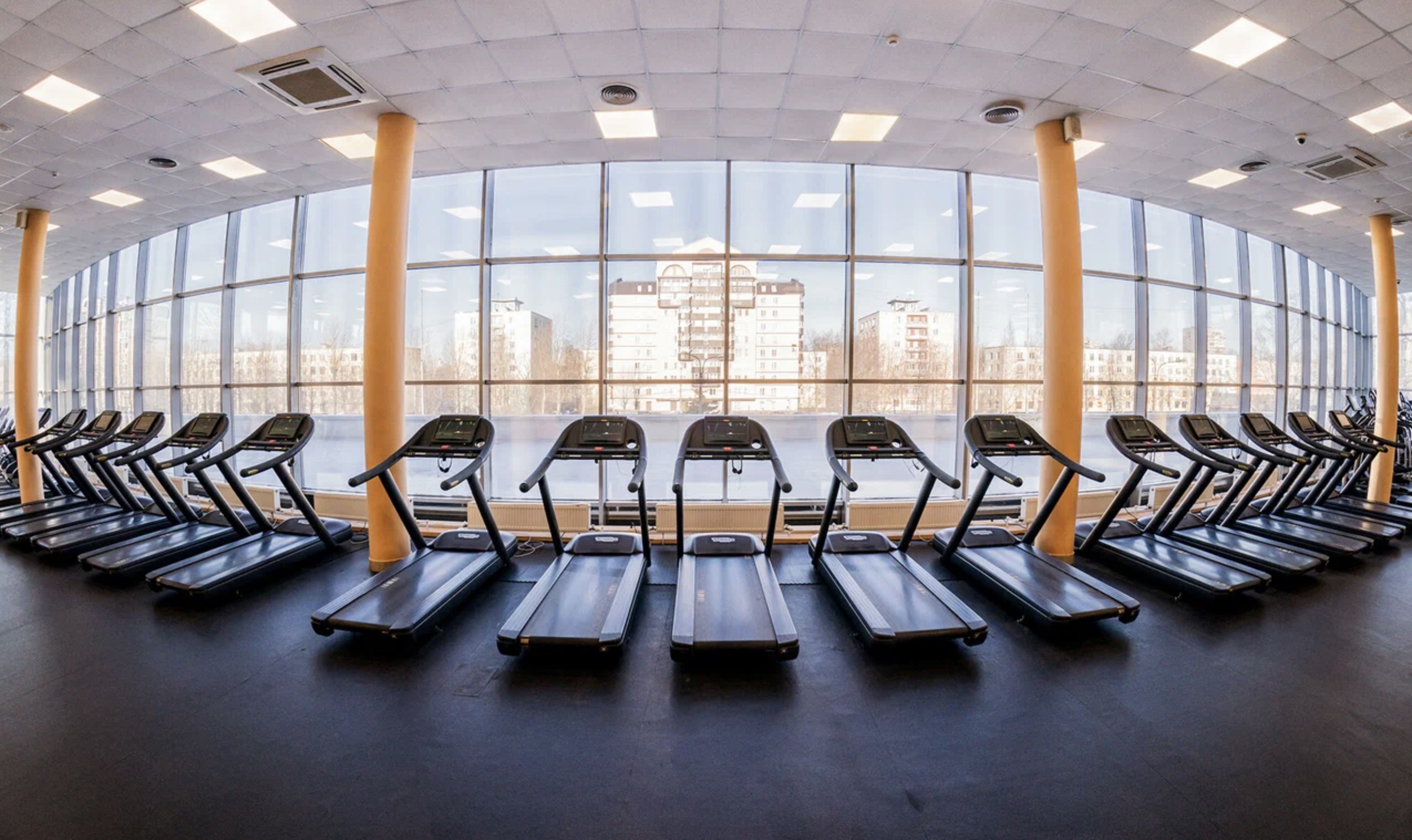 Спортивный клуб «Fitness House» (Новаторов)