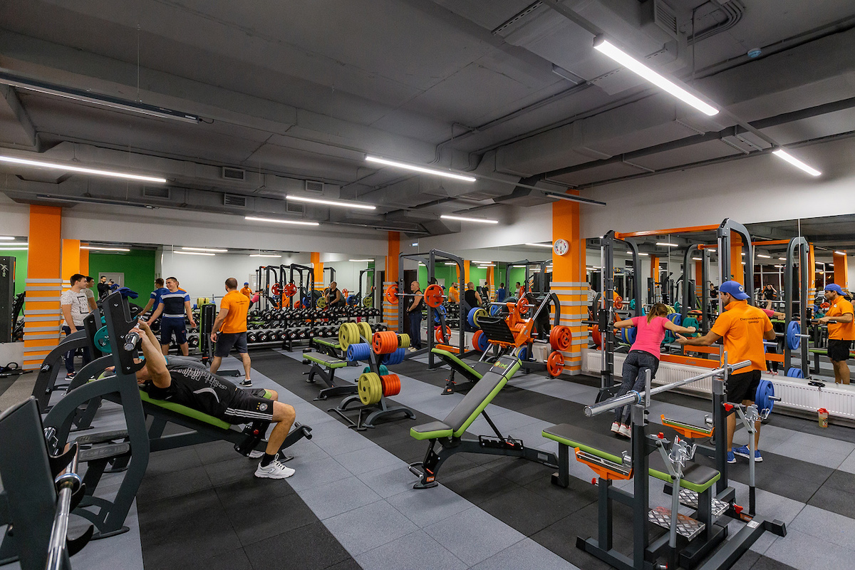 Фитнес-клуб «LimeFit» (Комарова)