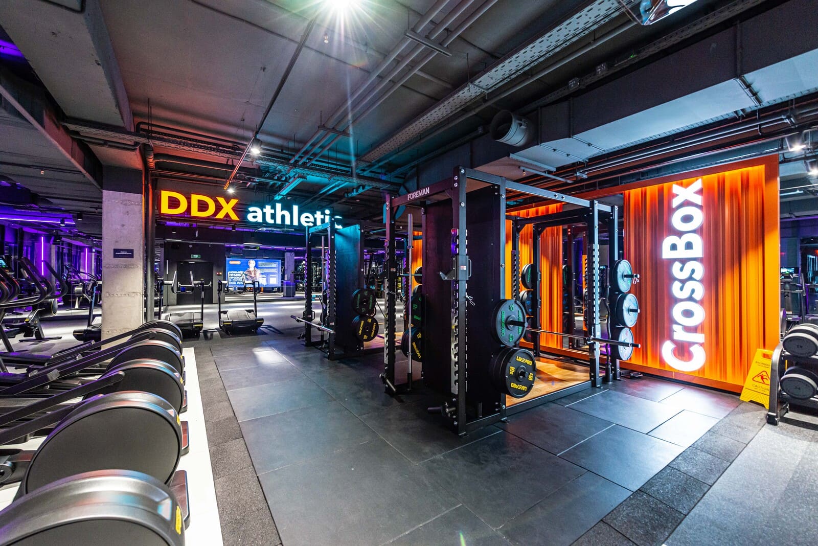 Фитнес-клуб «DDX Fitness» (Парк Сокольники)