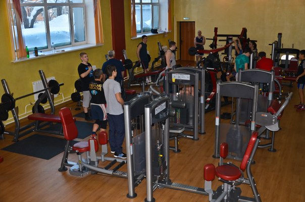 Фитнес-клуб «FLY Fitness»