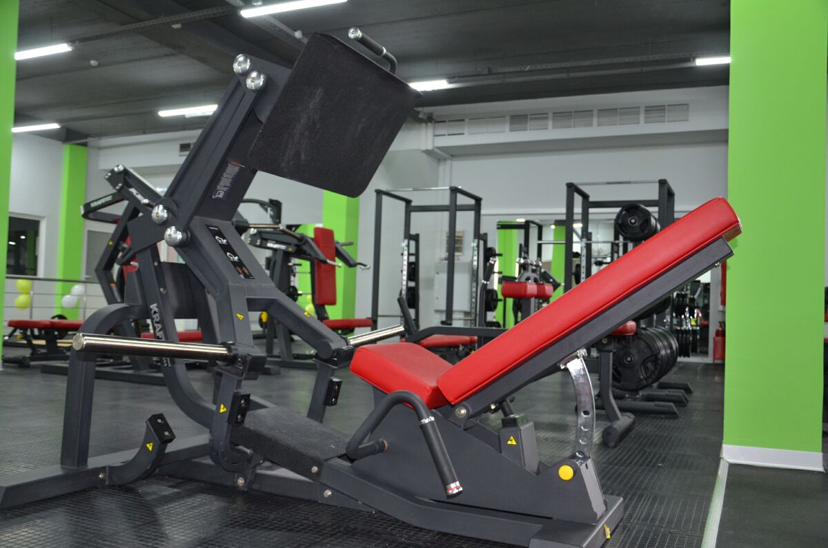 Фитнес-клуб «X-Fit Studio»