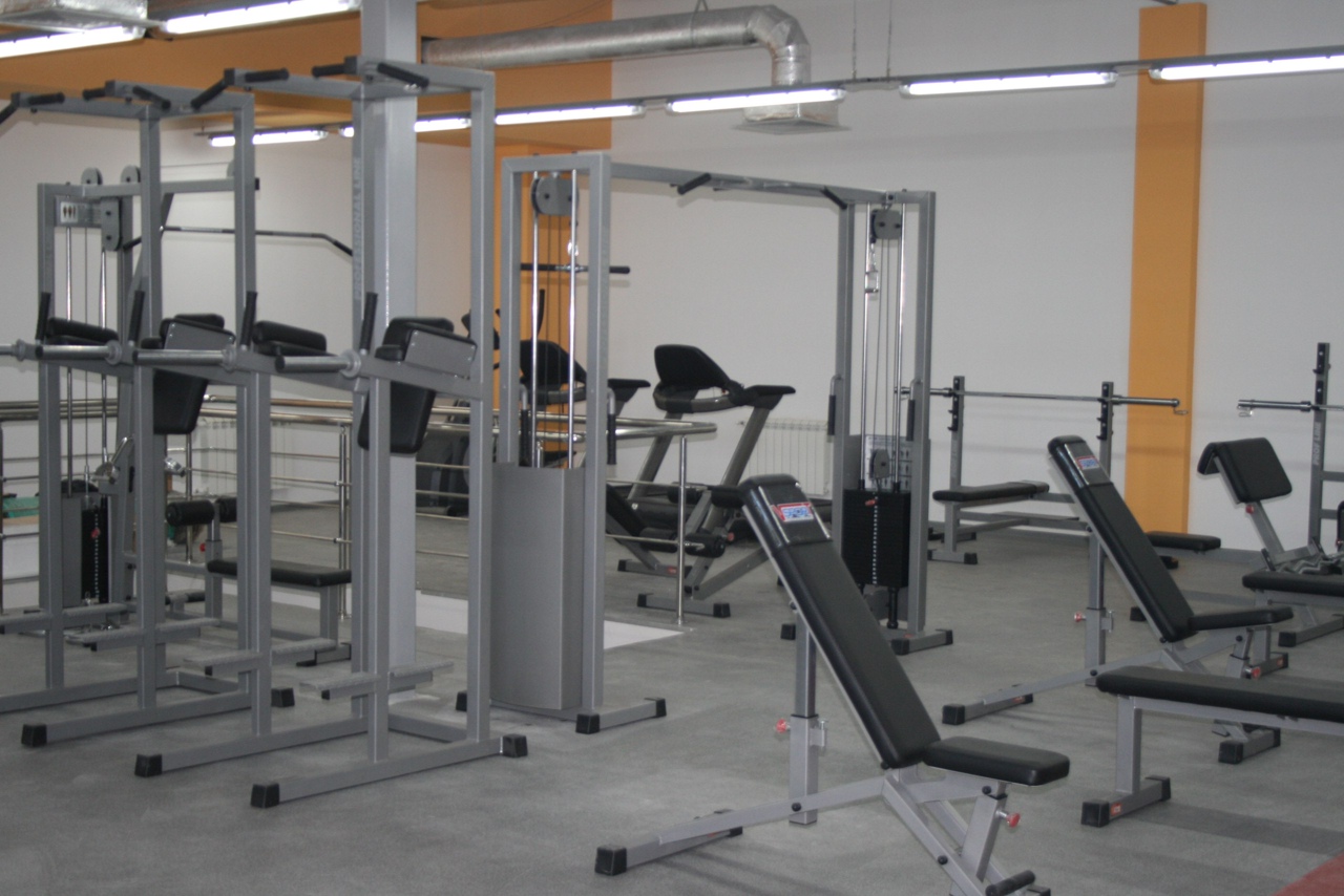 Спортивный клуб «MakFit»