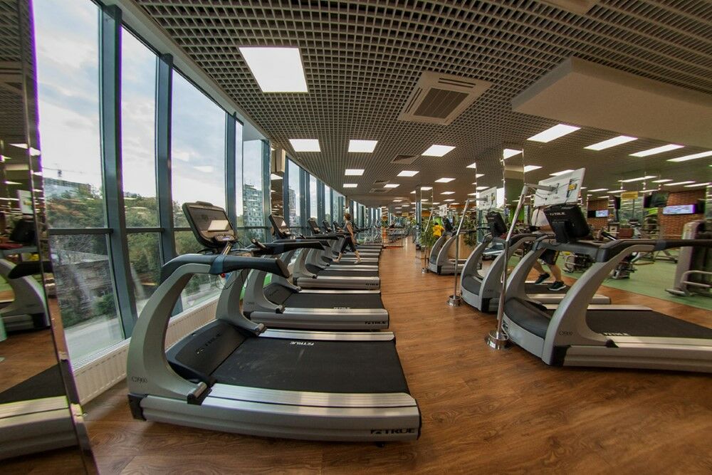 Фитнес-клуб «Gold’s Fitness» (Hampton)