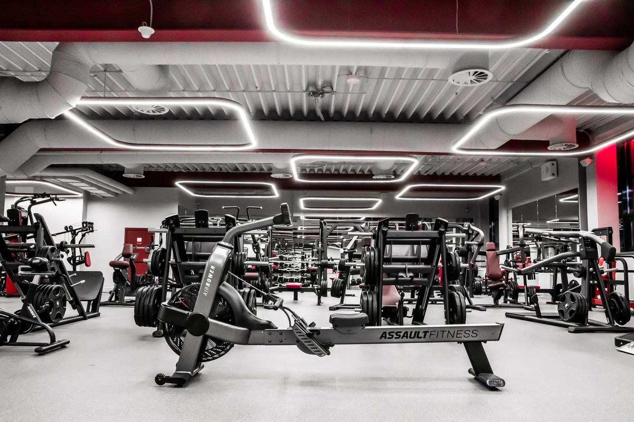 Фитнес-центр «Powerhouse Gym» (Селигерская)