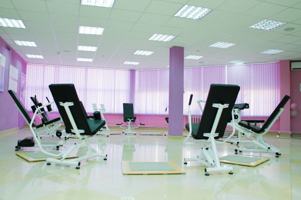 Фитнес-клуб «FitCurves»