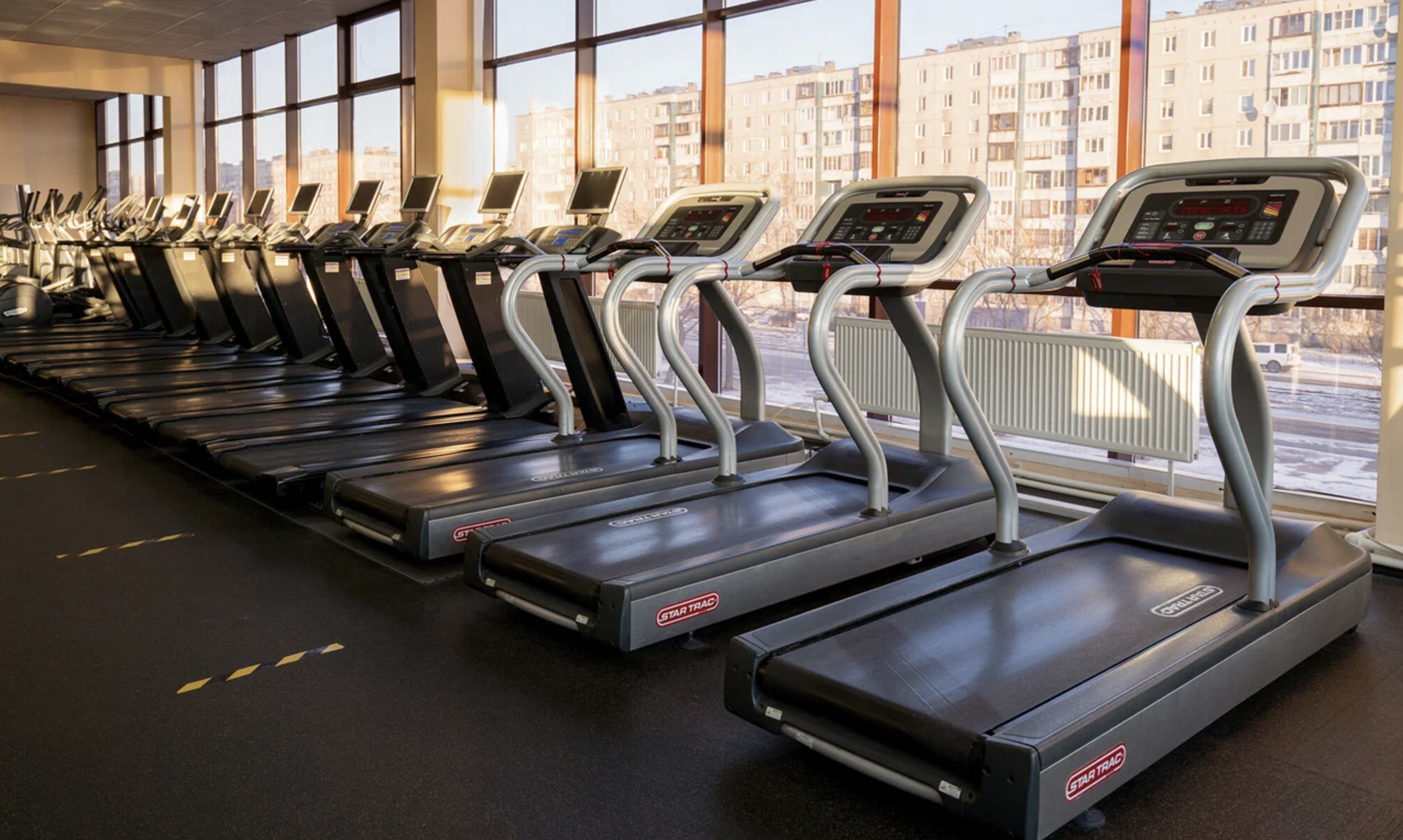 Спортивный клуб «Fitness House» (Гашека)