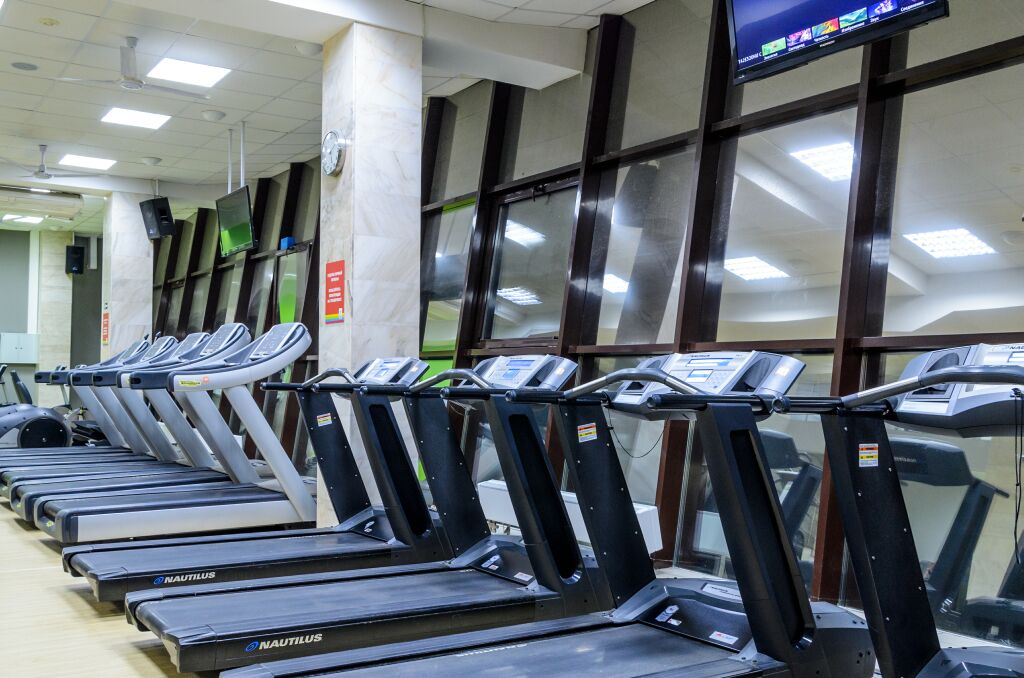 Фитнес-клуб «ALEX Fitness» (Триада)