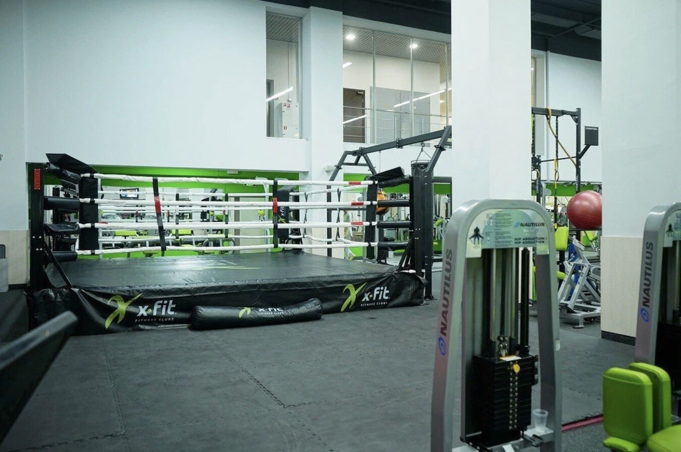 Фитнес-клуб «XFIT» (Авиамоторная)