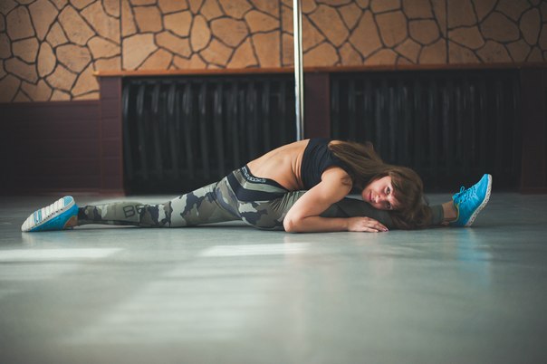 Pole dance studio «Dance de Vole»
