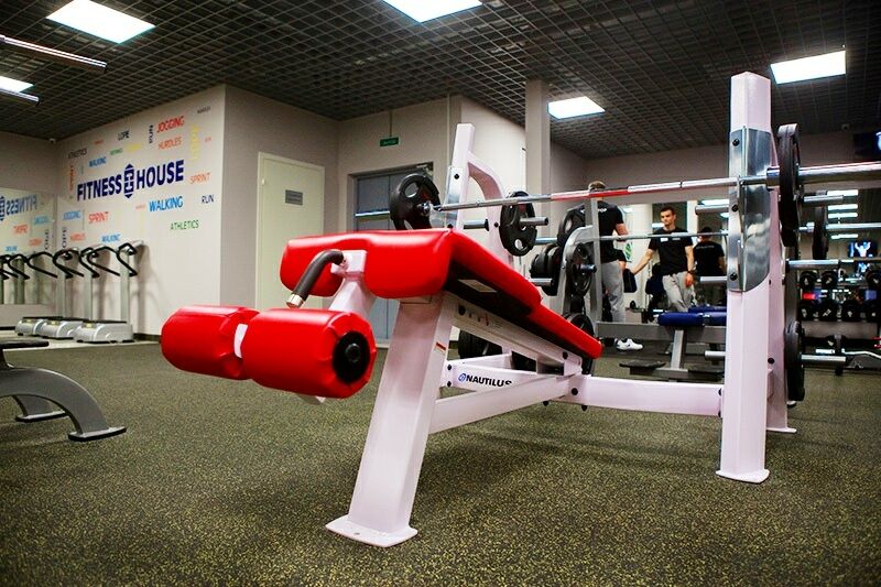 Спортивный клуб «Fitness House» (Фучика)