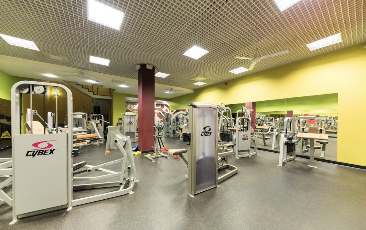 Фитнес-клуб «Gold's Gym» (Лефорт)