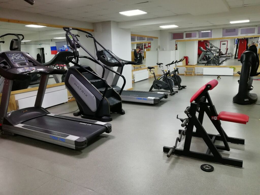 Тренажерный зал «Кристалл Fitness»