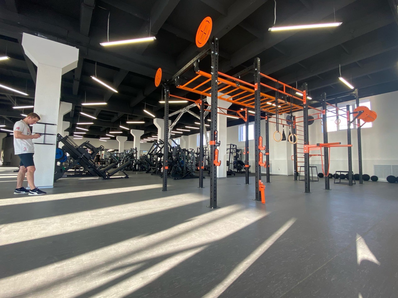 Фитнес-клуб «Record Gym»