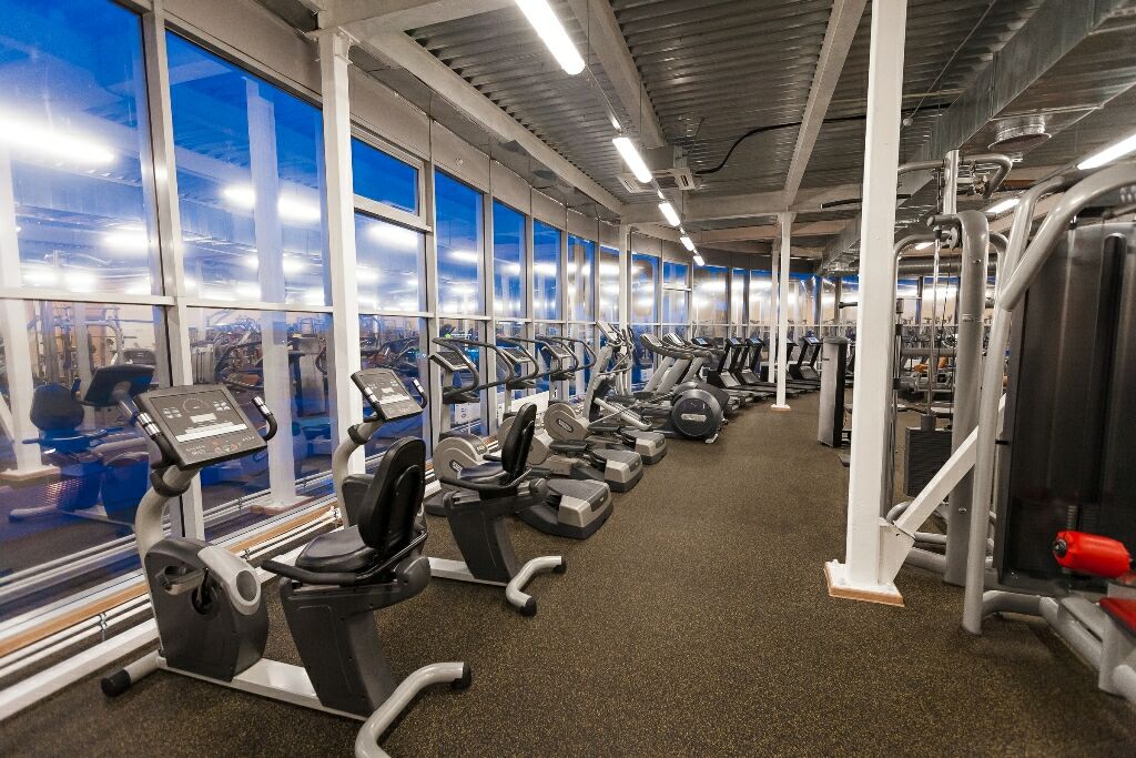 Спортивный клуб «Fitness House» (Рыбацкое)