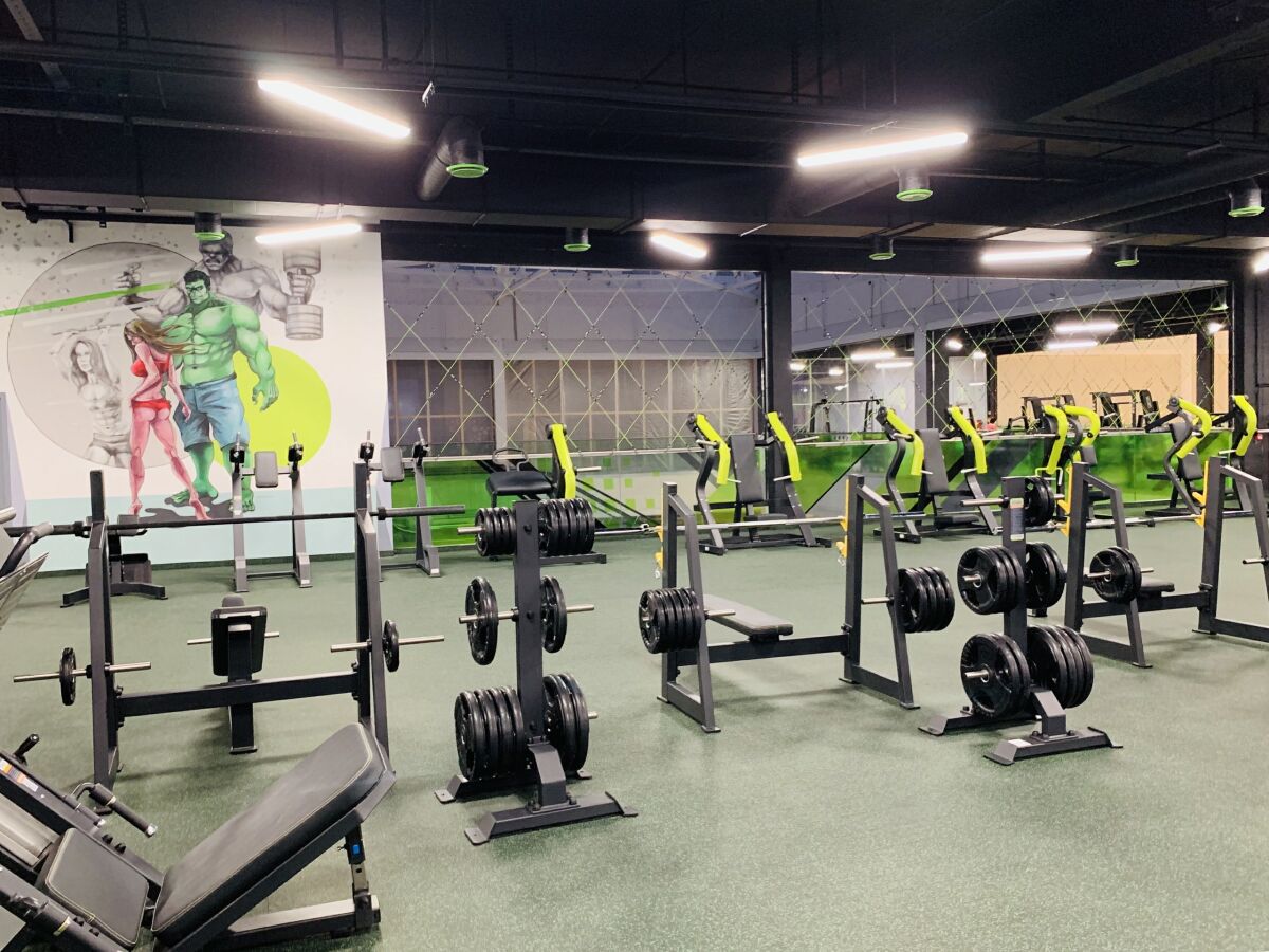 Фитнес-клуб «Mytimefitness» (Комендантский)