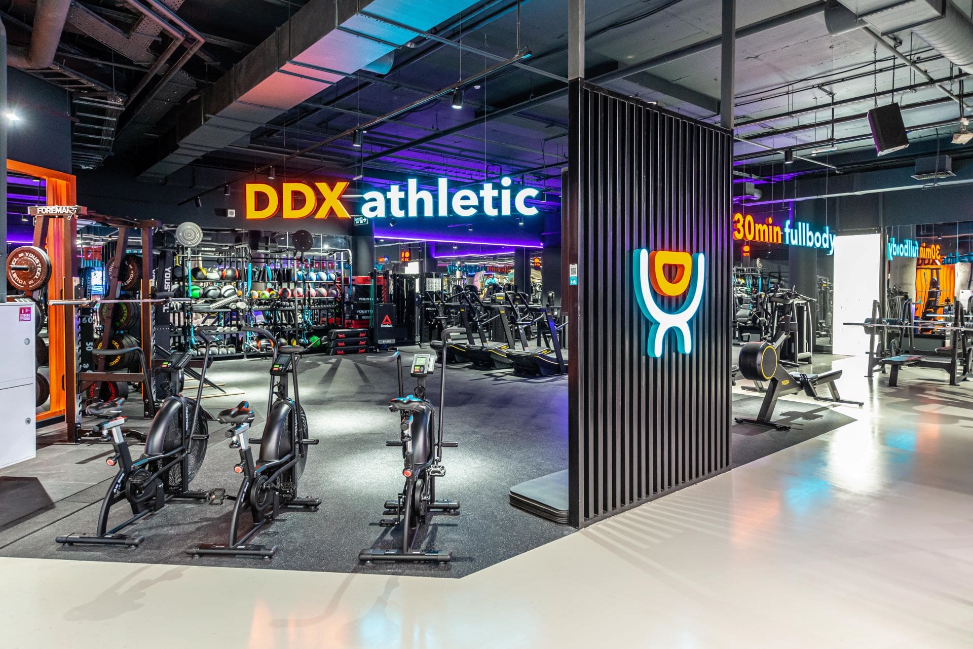 Фитнес-клуб «DDX Fitness» (Новогиреево)