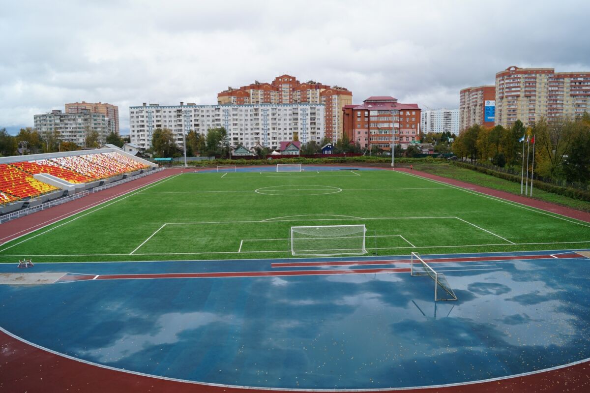 Плавательный бассейн «Луч»