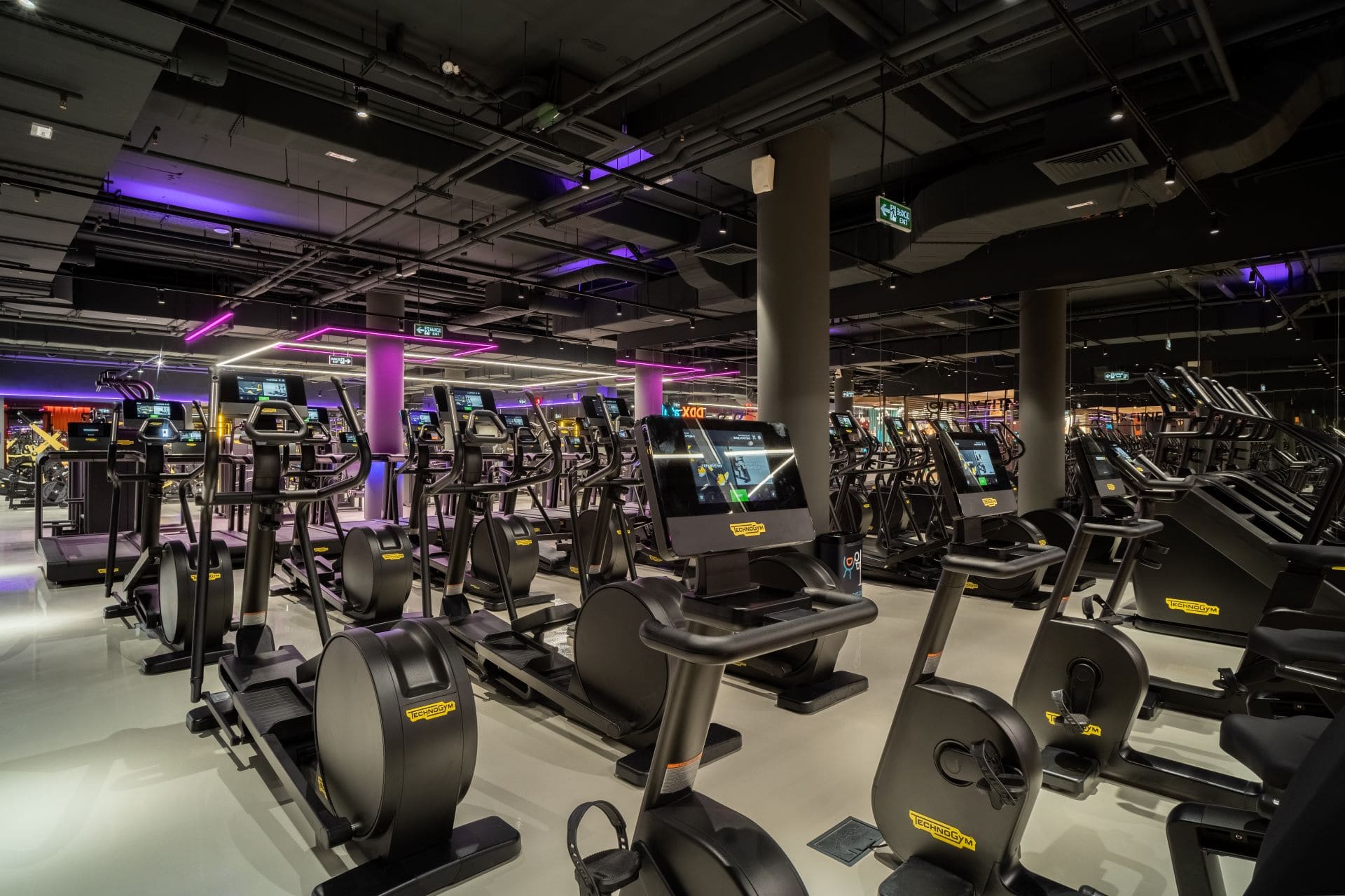 Фитнес-клуб «DDX Fitness» (Марьино)