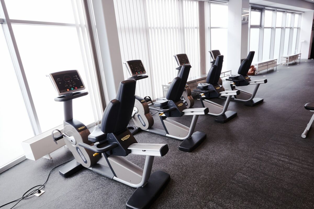 Фитнес-клуб «Fitness 24» (Народная)