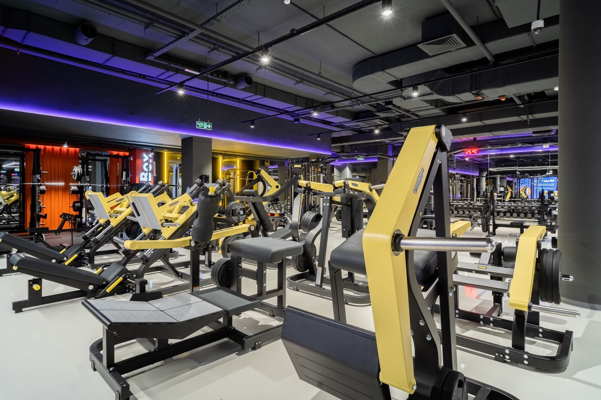Фитнес-клуб «DDX Fitness» (Марьино)