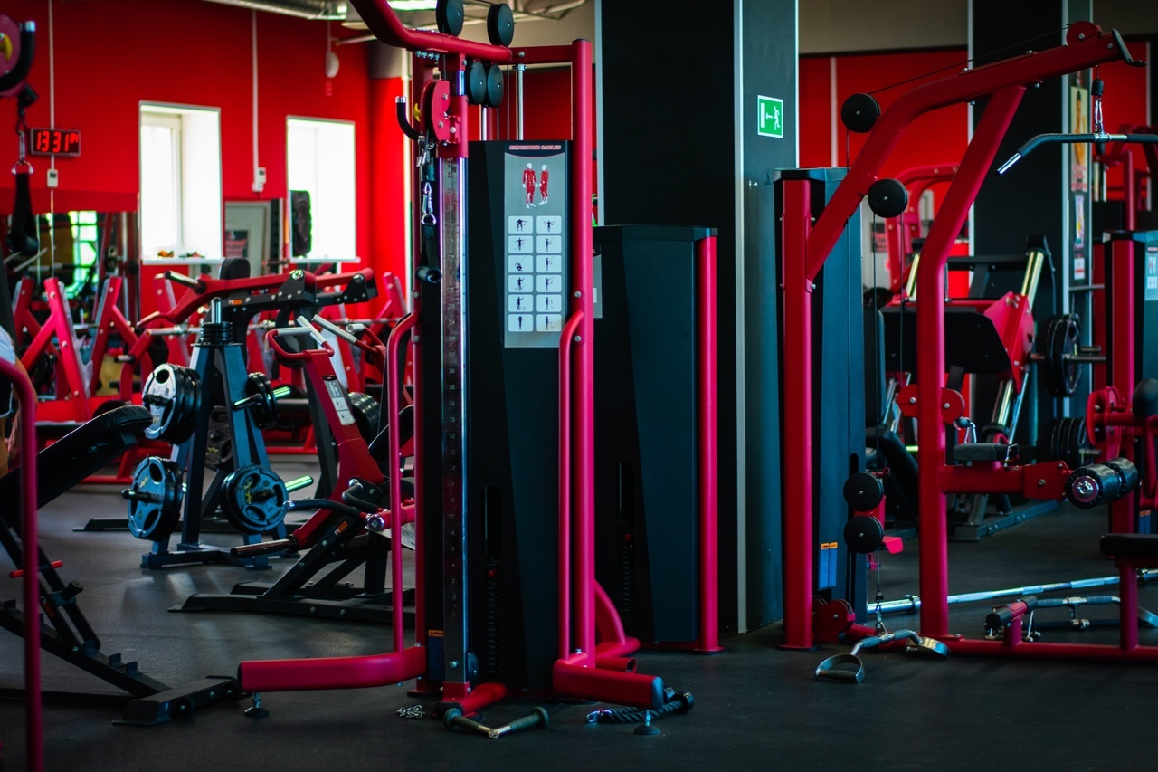 Спортивный клуб «Figura Gym» (Ленинского Комсомола)