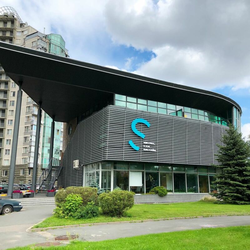 Фитнес-клуб «SFitness»