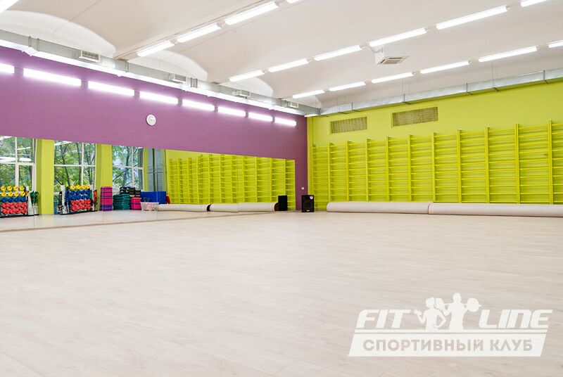 Фитнес-клуб «FitLine»