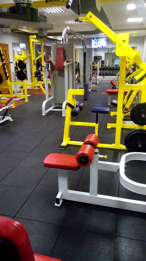 Фитнес-клуб «Fitness Zone» (Попова)