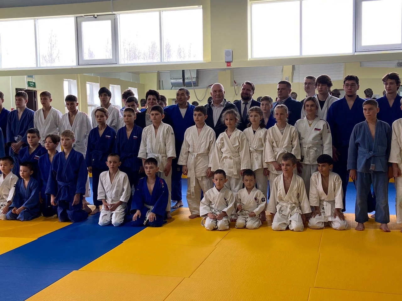 Физкультурно-оздоровительный комплекс «Чемпион»